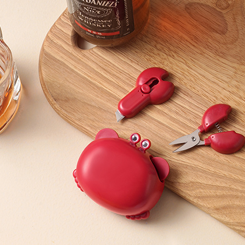🦀 LIMITED-TIME 50% OFF! 💥 Multifunctional Magnetic Crab-Shaped Bottle Opener – 3-in-1, Cute, Always Handy ✨